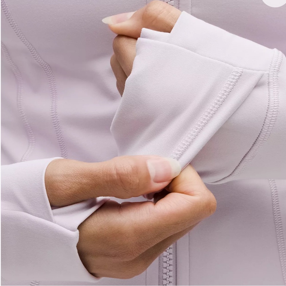lululemon athletica Lavender Jacket - Picture 3 of 8